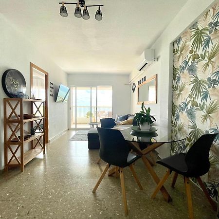 Sunflower Residence First Line By The Sea سانتا بولا المظهر الخارجي الصورة