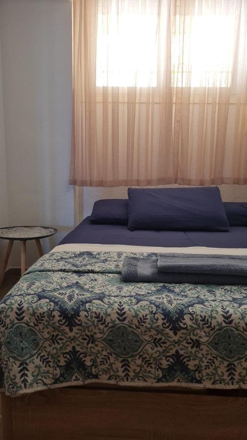 Sunflower Residence First Line By The Sea سانتا بولا المظهر الخارجي الصورة
