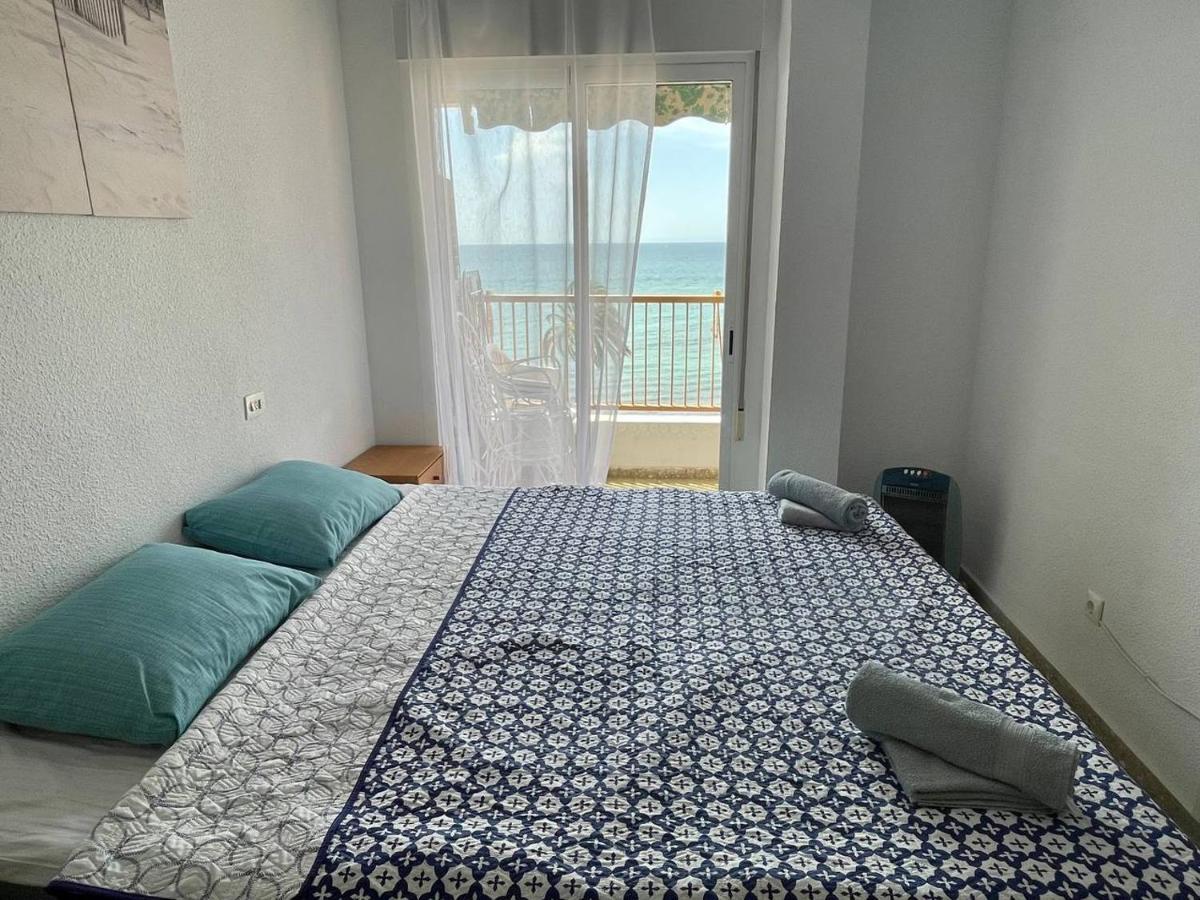 Sunflower Residence First Line By The Sea سانتا بولا المظهر الخارجي الصورة