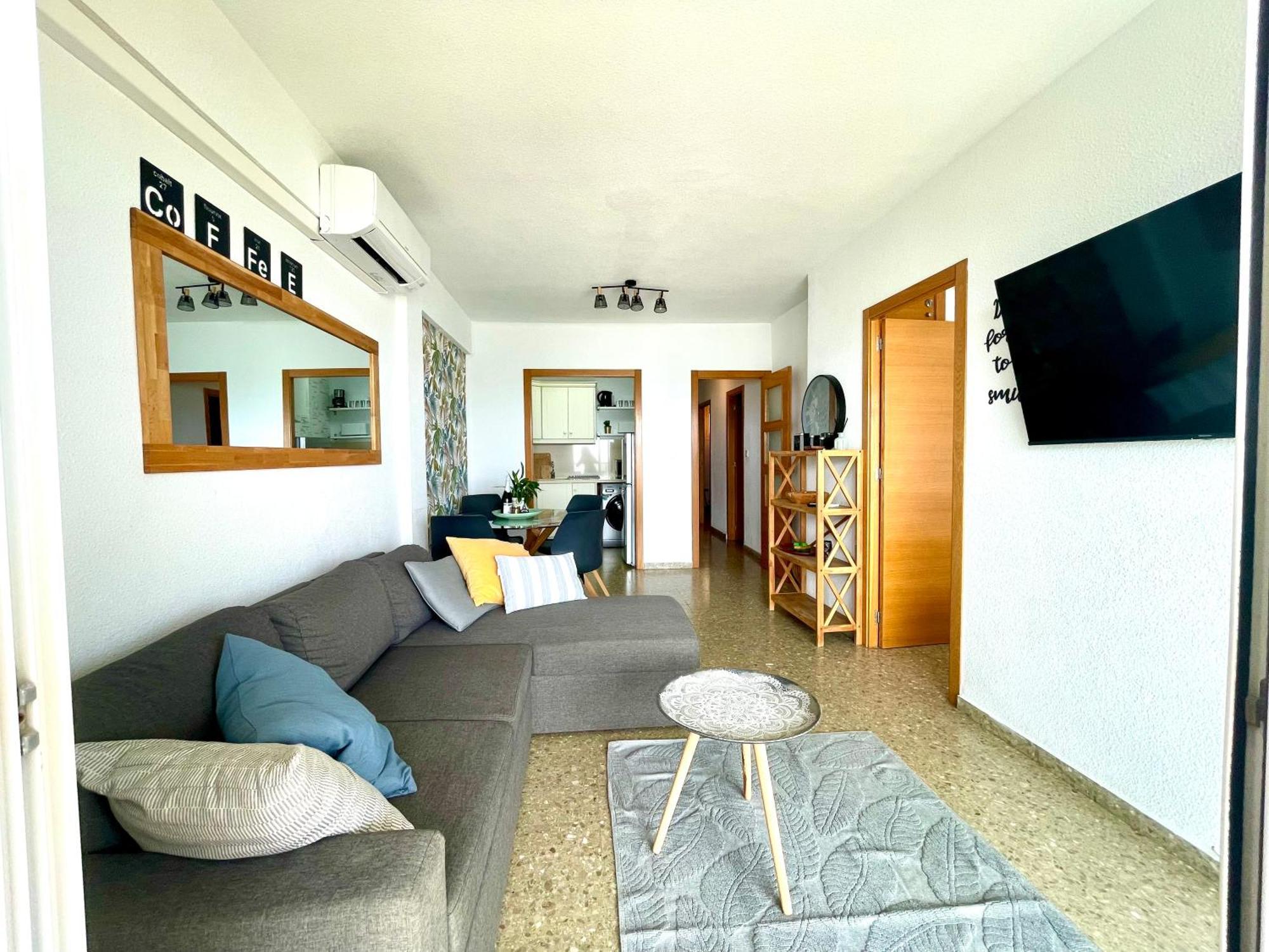 Sunflower Residence First Line By The Sea سانتا بولا المظهر الخارجي الصورة