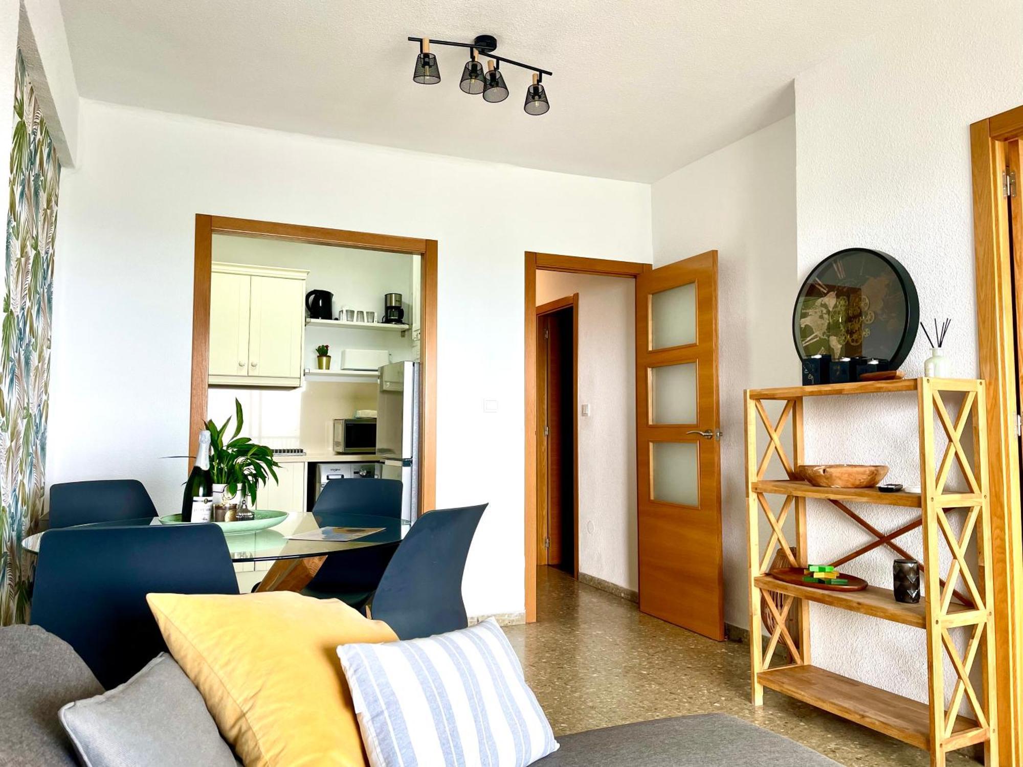 Sunflower Residence First Line By The Sea سانتا بولا المظهر الخارجي الصورة